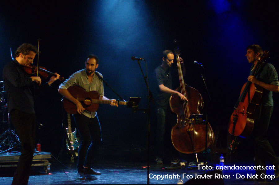 El grup Blaumut, actuant al Festival Altaveu de Sant Boi de Llobregat 2016.