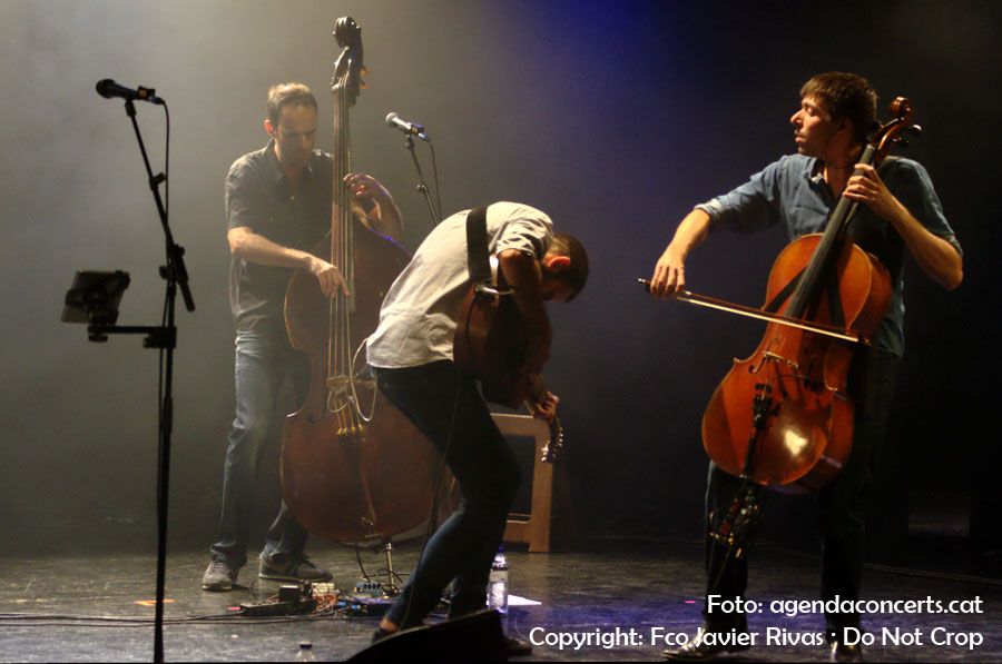 El grup Blaumut, actuant al Festival Altaveu de Sant Boi de Llobregat 2016.