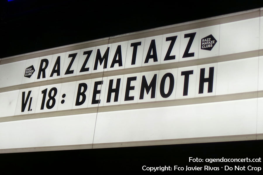 Behemoth, actuando en la sala Razzmatazz de Barcelona presentando 'I loved you at your darkest'.